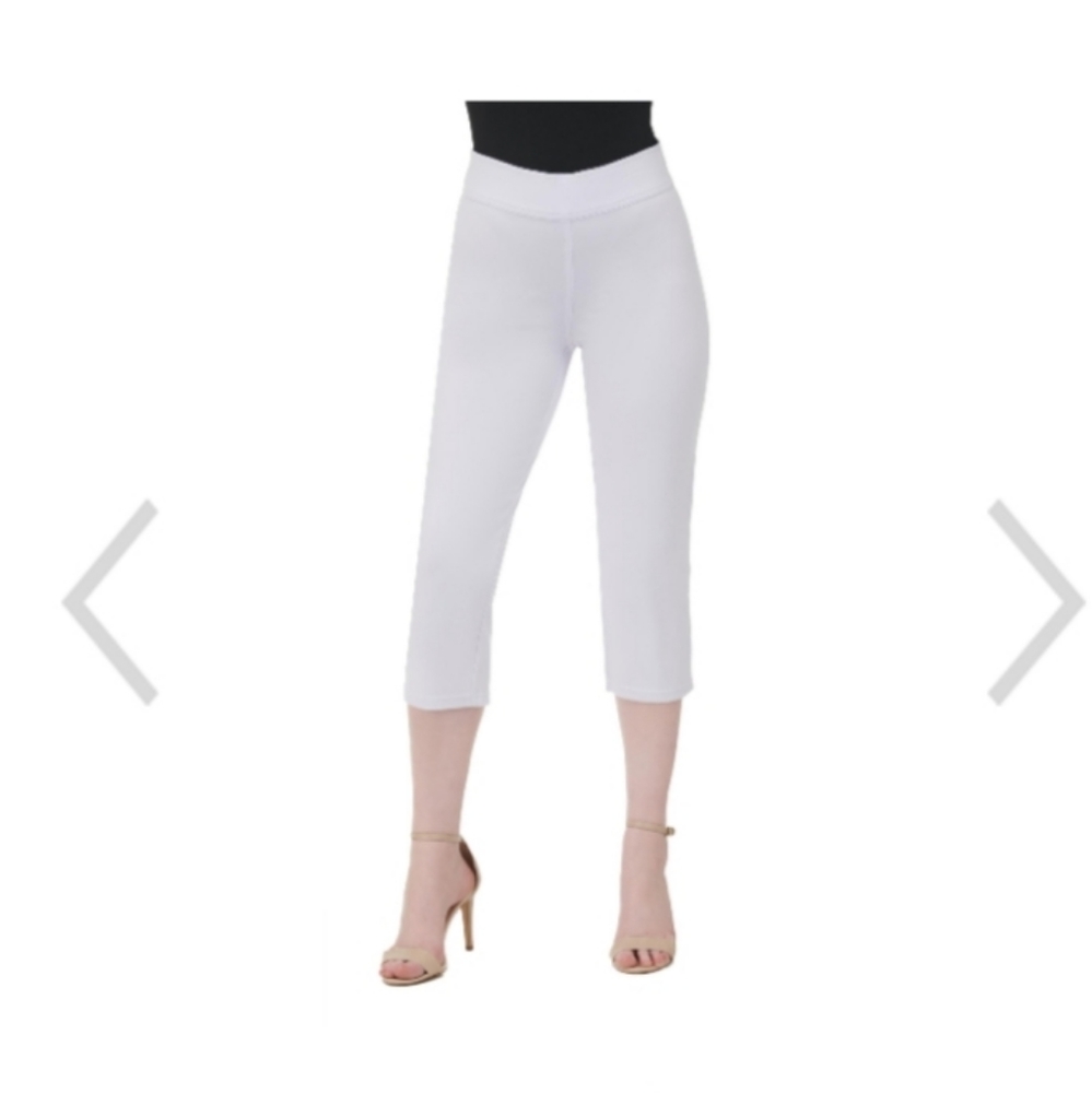 Capri pants